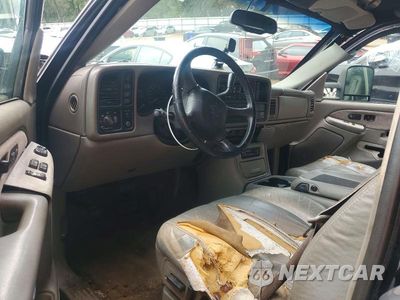 Zdjęcie 8 z 12 samochodu: 2001 CHEVROLET SILVERADO K2500 HEAVY DUTY VIN:1GCHK29U91E257600 - miniatura