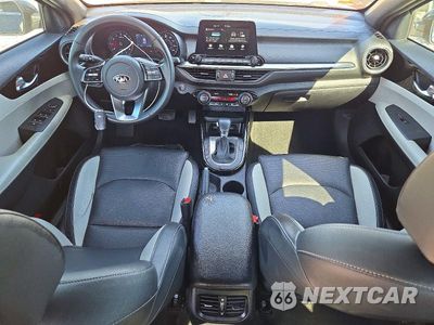 Zdjęcie 8 z 12 samochodu: 2019 KIA FORTE EX VIN:3KPF54AD4KE035350 - miniatura