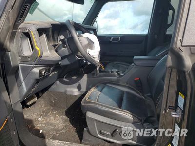 Zdjęcie 7 z 13 samochodu: 2024 FORD BRONCO BADLANDS VIN:1FMEE9BP4RLB14032 - miniatura