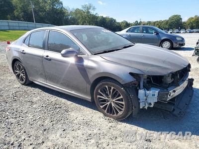 Czwarte zdjęcie samochodu z boku: 2020 TOYOTA CAMRY SE VIN:4T1G11AK2LU368500 - miniatura