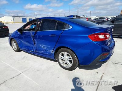 Drugie zdjęcie samochodu z przodu: 2017 CHEVROLET CRUZE LT VIN:1G1BE5SM6H7177171 - miniatura