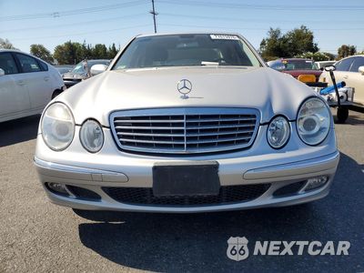Piąte zdjęcie samochodu w środku: 2005 MERCEDES-BENZ E 320 VIN:WDBUF65J55A703033 - miniatura