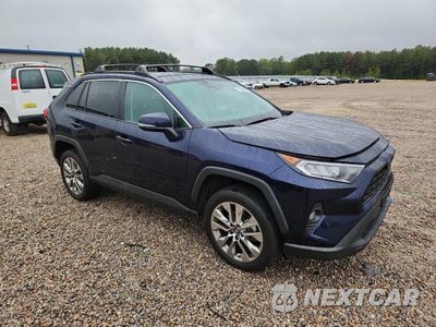 Czwarte zdjęcie samochodu z boku: 2019 TOYOTA RAV4 XLE PREMIUM VIN:2T3A1RFV7KW049154 - miniatura