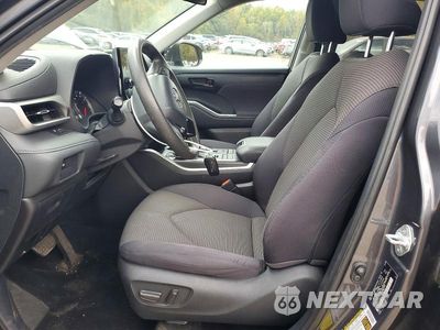 Zdjęcie 7 z 13 samochodu: 2020 TOYOTA HIGHLANDER L VIN:5TDCZRBH5LS011541 - miniatura