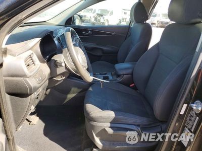 Zdjęcie 7 z 13 samochodu: 2020 KIA SORENTO LX VIN:5XYPG4A3XLG688923 - miniatura