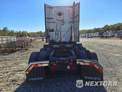 Zdjęcie 6 z 14 samochodu: 2021 VOLVO VNR - SEMI TRUCK VIN:4V4WC9EH5MN278023 - miniatura