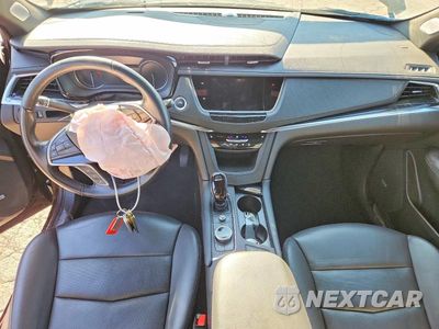 Zdjęcie 8 z 13 samochodu: 2024 CADILLAC XT5 PREMIUM LUXURY VIN:1GYKNDR4XRZ754372 - miniatura