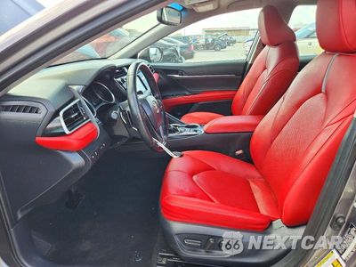 Zdjęcie 7 z 13 samochodu: 2018 TOYOTA CAMRY XSE VIN:4T1B61HK6JU136903 - miniatura