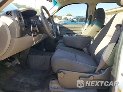 Zdjęcie 7 z 13 samochodu: 2013 CHEVROLET SILVERADO K1500 LS VIN:3GCPKREA5DG166580 - miniatura