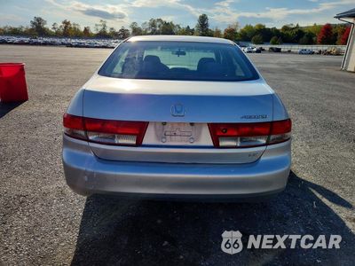 Zdjęcie 6 z 12 samochodu: 2003 HONDA ACCORD LX VIN:3HGCM563X3G712131 - miniatura