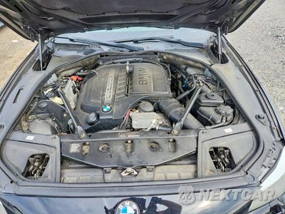 Zdjęcie 11 z 12 samochodu: 2012 BMW 535 XI VIN:WBAFU7C5XCDU62235 - miniatura