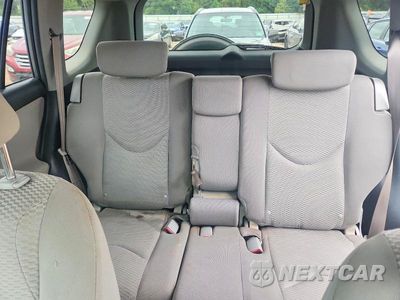 Zdjęcie 10 z 13 samochodu: 2006 TOYOTA RAV4 LIMITED VIN:JTMBD31V265000487 - miniatura