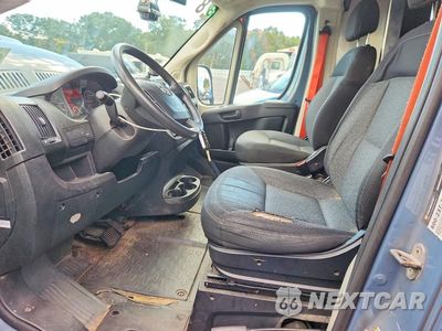 Zdjęcie 7 z 13 samochodu: 2020 RAM PROMASTER 3500 DELIVERY VAN VIN:3C6URVJG3LE140627 - miniatura