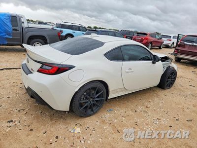 Trzecie zdjęcie samochodu z tyłu: 2026 TOYOTA GR86 PREMIUM VIN:JF1ZNBE17T8078650 - miniatura