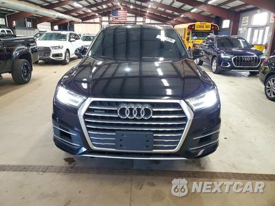Piąte zdjęcie samochodu w środku: 2017 AUDI Q7 PREMIUM VIN:WA1AAAF75HD026183 - miniatura