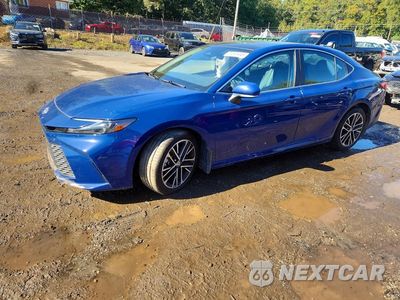 2025 TOYOTA CAMRY XLE 4T1DAACK6SU171523 - główne zdjęcie licytacji z USA - miniatura