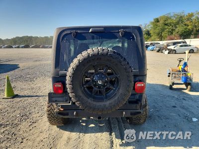 Zdjęcie 6 z 12 samochodu: 2000 JEEP WRANGLER / TJ SPORT VIN:1J4FA49SXYP730191 - miniatura