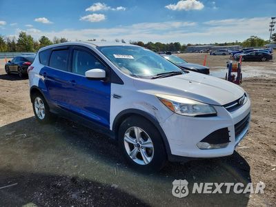 Czwarte zdjęcie samochodu z boku: 2016 FORD ESCAPE SE VIN:1FMCU9GX4GUB16549 - miniatura