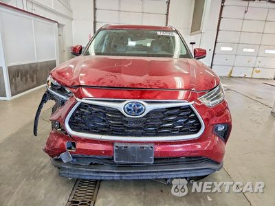 Piąte zdjęcie samochodu w środku: 2021 TOYOTA HIGHLANDER HYBRID XLE VIN:5TDGBRCH1MS062024 - miniatura