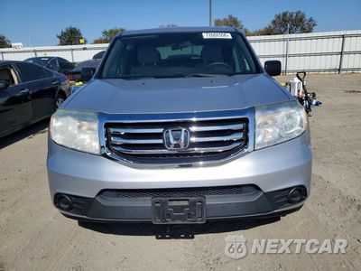 Piąte zdjęcie samochodu w środku: 2015 HONDA PILOT LX VIN:5FNYF4H22FB010148 - miniatura