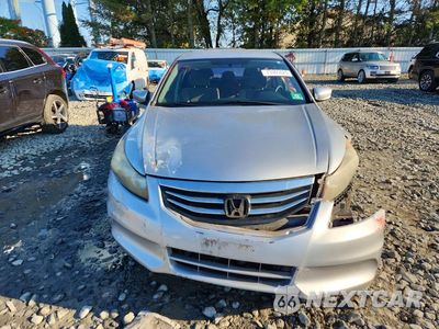 Piąte zdjęcie samochodu w środku: 2011 HONDA ACCORD LX VIN:1HGCP2F34BA092282 - miniatura