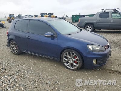 Czwarte zdjęcie samochodu z boku: 2013 VOLKSWAGEN GTI VIN:WVWFV7AJ8DW018468 - miniatura