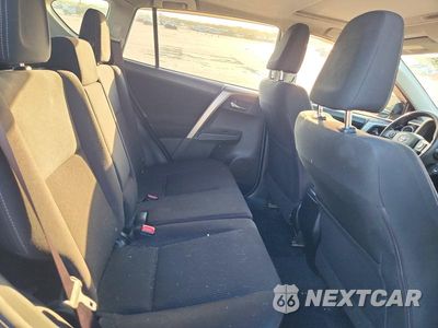 Zdjęcie 11 z 13 samochodu: 2015 TOYOTA RAV4 XLE VIN:JTMWFREV9FD074357 - miniatura