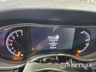 Zdjęcie 9 z 13 samochodu: 2019 JEEP GRAND CHEROKEE LAREDO VIN:1C4RJFAG4KC778130 - miniatura
