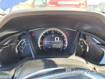 Zdjęcie 9 z 12 samochodu: 2016 HONDA CIVIC LX VIN:19XFC2F55GE028216 - miniatura