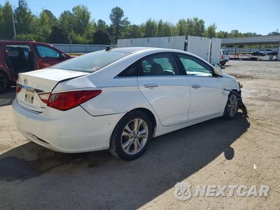 Trzecie zdjęcie samochodu z tyłu: 2013 HYUNDAI SONATA LIMITED VIN:5NPEC4AC3DH618824 - miniatura