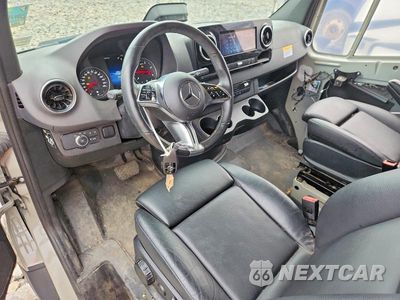 Zdjęcie 8 z 14 samochodu: 2025 MERCEDES-BENZ SPRINTER 3500 XD DELIVERY VAN VIN:W1Y8ND6Y9ST227094 - miniatura