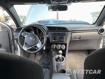 Zdjęcie 9 z 14 samochodu: 2012 SCION TC BASE VIN:JTKJF5C79C3041909 - miniatura