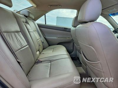 Zdjęcie 10 z 12 samochodu: 2004 TOYOTA CAMRY LE VIN:4T1BE32K24U307142 - miniatura