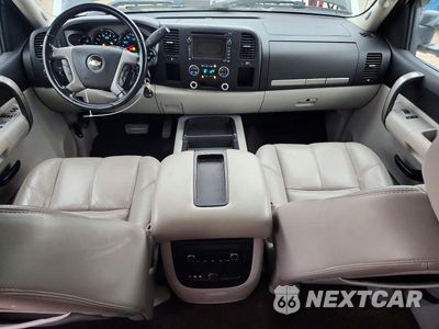Zdjęcie 8 z 12 samochodu: 2007 CHEVROLET SILVERADO C3500 VIN:1GCHC33667F555179 - miniatura