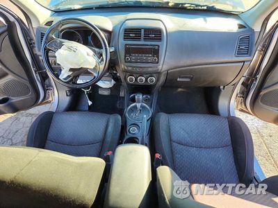 Zdjęcie 8 z 13 samochodu: 2017 MITSUBISHI OUTLANDER SPORT ES VIN:JA4AR3AU0HZ005455 - miniatura