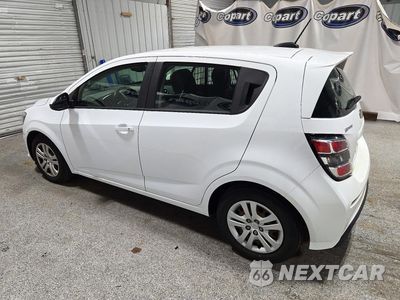 Drugie zdjęcie samochodu z przodu: 2020 CHEVROLET SONIC VIN:1G1JG6SB0L4139620 - miniatura