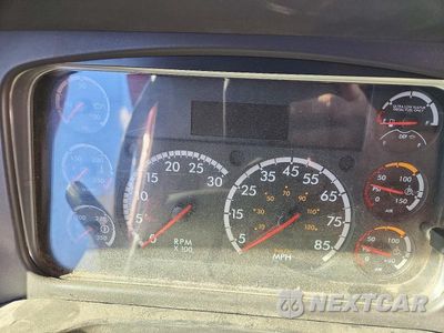 Zdjęcie 9 z 13 samochodu: 2017 FREIGHTLINER 114SD VIN:1FVHG3DV9HHJD1107 - miniatura