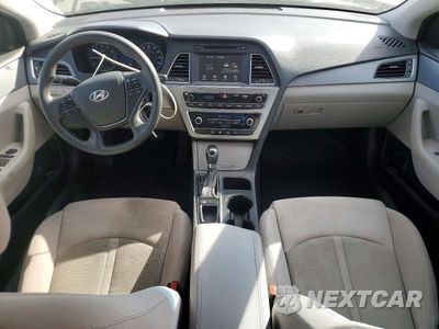 Zdjęcie 8 z 12 samochodu: 2016 HYUNDAI SONATA SE VIN:5NPE24AF1GH405081 - miniatura