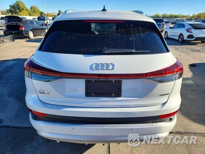 Zdjęcie 6 z 14 samochodu: 2024 AUDI Q4 E-TRON PREMIUM VIN:WA1KUBFZ8RP036533 - miniatura