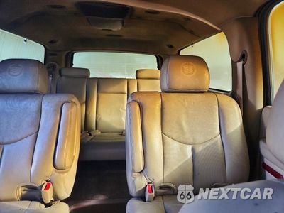 Zdjęcie 10 z 13 samochodu: 2005 CADILLAC ESCALADE ESV VIN:3GYFK66N95G143570 - miniatura