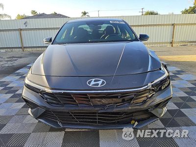 Piąte zdjęcie samochodu w środku: 2026 HYUNDAI ELANTRA SEL SPORT VIN:KMHLM4DGXTU225597 - miniatura