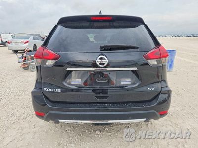 Zdjęcie 6 z 14 samochodu: 2019 NISSAN ROGUE SV VIN:KNMAT2MT7KP557204 - miniatura