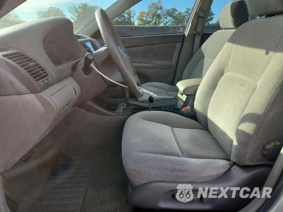 Zdjęcie 7 z 12 samochodu: 2003 TOYOTA CAMRY LE VIN:4T1BE32K73U694091 - miniatura