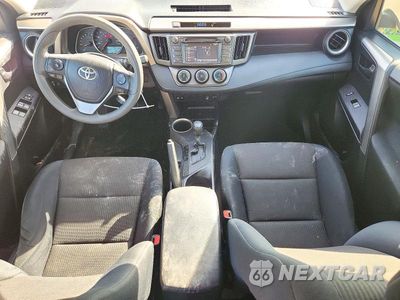 Zdjęcie 8 z 12 samochodu: 2015 TOYOTA RAV4 LE VIN:JTMBFREV5FD137260 - miniatura