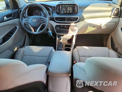Zdjęcie 8 z 13 samochodu: 2020 HYUNDAI TUCSON SE VIN:KM8J2CA42LU280241 - miniatura