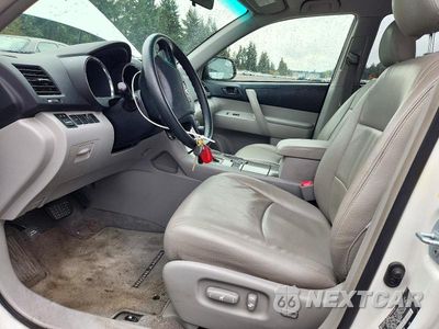 Zdjęcie 7 z 13 samochodu: 2009 TOYOTA HIGHLANDER BASE VIN:JTEES41A892146612 - miniatura