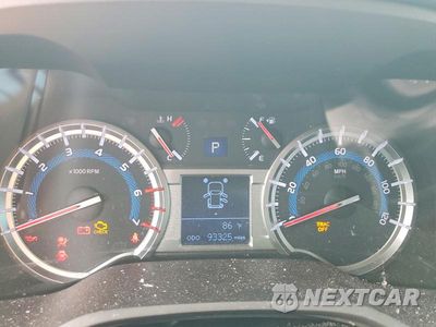 Zdjęcie 9 z 12 samochodu: 2018 TOYOTA 4RUNNER LIMITED VIN:JTEZU5JR9J5172730 - miniatura