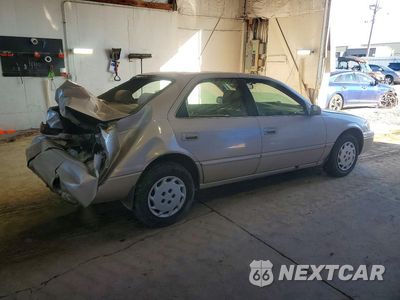 Trzecie zdjęcie samochodu z tyłu: 1999 TOYOTA CAMRY LE VIN:4T1BG22K9XU575453 - miniatura