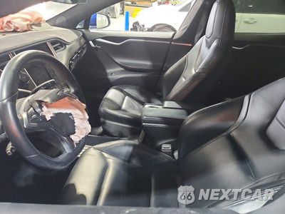 Zdjęcie 7 z 13 samochodu: 2015 TESLA MODEL S VIN:5YJSA1E48FF116208 - miniatura