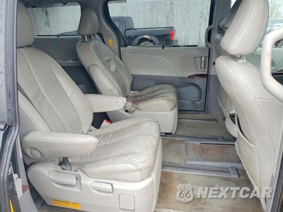 Zdjęcie 11 z 14 samochodu: 2014 TOYOTA SIENNA XLE 7-PASSENGER VIN:5TDDK3DC8ES089497 - miniatura